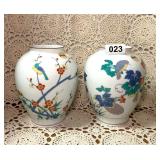 PAIR OF HAND PAINTED JAPANESE GINER JARS -SIGNED