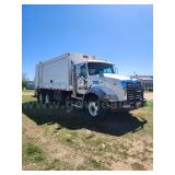 2018 Mack GU813