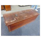 VTG Wood Chest