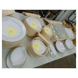 Lg Set of Like-New Noritake Heritage Fine China