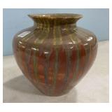 Good Earth Pottery Vase