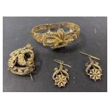 Vintage Costume Jewelry Pieces