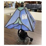 Small Stain Glass Style Desk Lamp