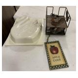 3 Swan Ice Molds, Apple Cider Plaque, Two Rooster