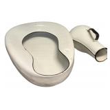 Enamel bed pan and male urinal set