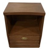 27"h., 20"w VTG Mahogany Open Nightstand