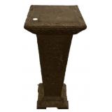 31" Renaissance Revival pedestal