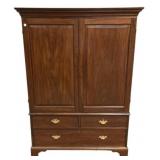 Two Piece  George III mahogany linen press