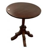Antique Round Pedestal Side Table 29