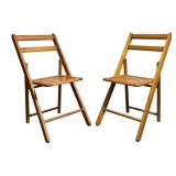 2 wooden folding chairs, oak & maple, 31'T backs