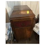 Phonograph