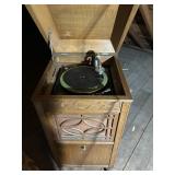 Edison Phonograph, great condition, works,