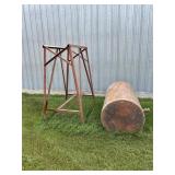 Fuel tank with stand