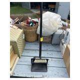 Broom and dust pan