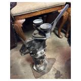 Reloading stand