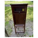 Standing wood cabinet