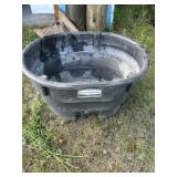Rubbermaid stock tank