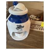 Ice shaver, utensils