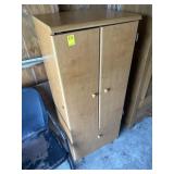 Kitchen cabinet