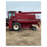 IH 1460 combine, flex and pickup header