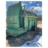 John Deer 200 Stacker
