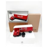 First Gear 1:34 1960 Mack B-61 Tractor-Trailer Lot