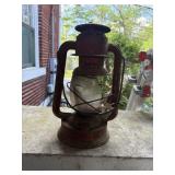 Lantern, Dietz - globe broken but pieces are there