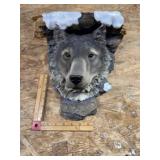 Resin Wolf shelf