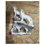 Pack of wolves collector resin figurine