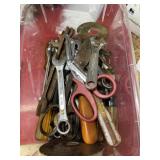 Box lot mixed hand tools mostly vintage