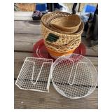 Basket lot