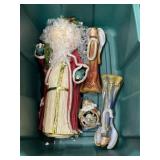 Mix box Christmas decor includes tote