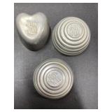 3 vintage Jiffy Jell aluminum molds with two