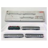 Marklin HO Gauge 26511 Nahverkehrs-Wendezug Elektolokomotive BR 140 mit 3 "Siberlingen" Push-Pull Commuter Train in box