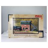 Piko G Scale No. 62045 Switch Tower Sonneberg Behelfsstellwerk in factory sealed original box, Mint