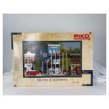 Piko G Scale No. 62260 Hotel California weather proofed model buildings, never built in original box, Mint