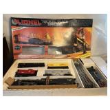METAL HO ELECTRIC  TRAIN SET