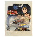 DC WONDER WOMAN HOT WHEELS CAR