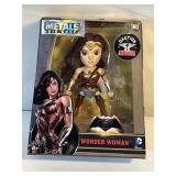 WONDER WOMAN DIE CAST FIGURE