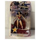 DC DIRECT  WONDER WOMAN ACTION FIGURE