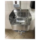 Hand Sink with knee operation hands free 4