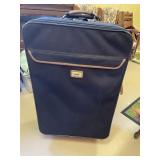 Verdi Large Suitcase Soft Side