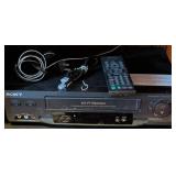 Sony SLV-N51 VHS Player With Remote