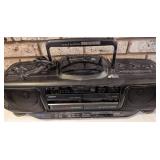 Sanyo MCD-Z30 Portable Stereo System