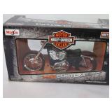 Maisto Harley-Davidson HD Custom Diecast