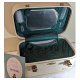 Riviera Train Case with Mirror and Accessories