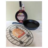 Paderno Non-Stick Pan and Cast Iron Set