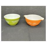 Vintage Pyrex Bowls