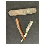 Puma Straight Razor with Case