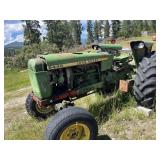 John Deer 2440 Tractor